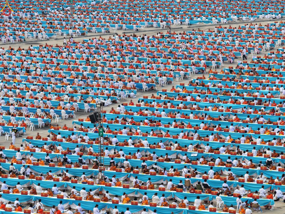 ภาพ No.324087:วันที่ 22 เมษายน พ.ศ.2569 (วันคุ้มครองโลก) พิธีถวายมหาสังฆทาน 40,000 กว่าวัดทั่วประเทศ ณ ลานธรรม พระมหาธรรมกายเจดีย์ วัดพระธรรมกาย