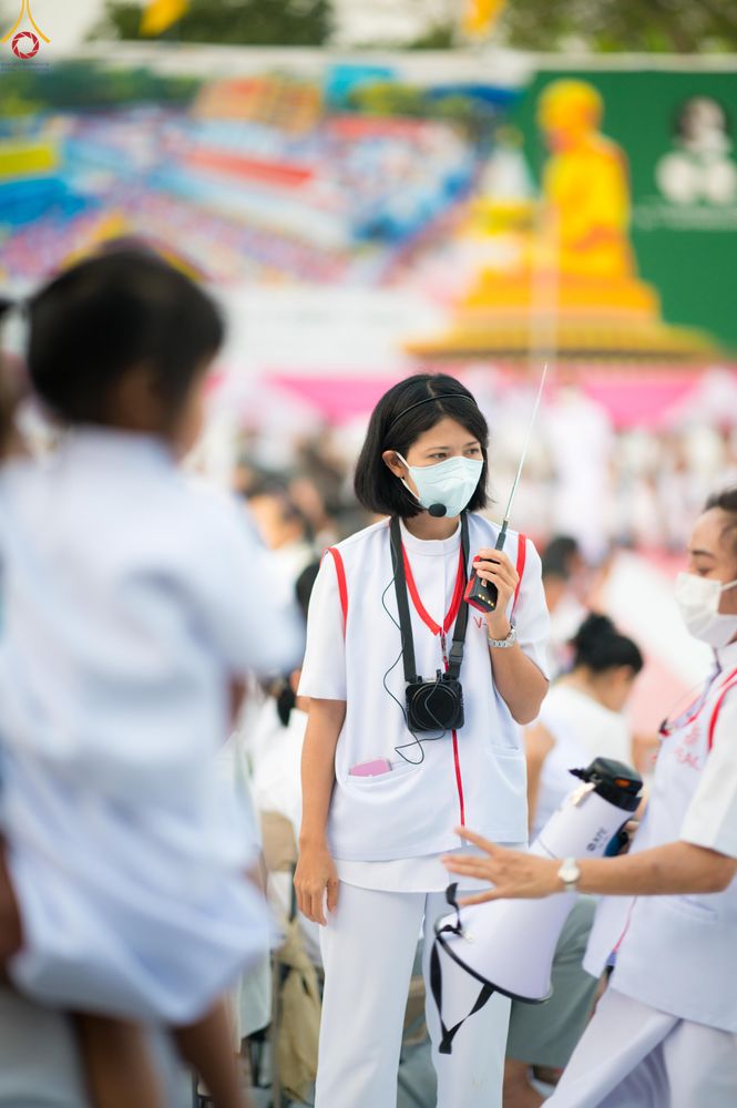 ภาพ No.301550:ภาพเบื้องหลังอาสาสมัครรวมใจ ชุดที่ 4 ในโครงการธรรมยาตรา กตัญญูบูชา มหาปูชนียาจารย์ พระมงคลเทพมุนี(สด จนฺทสโร) พระผู้ปราบมาร อนุสรณ์สถาน 7 แห่ง ปีที่ 14