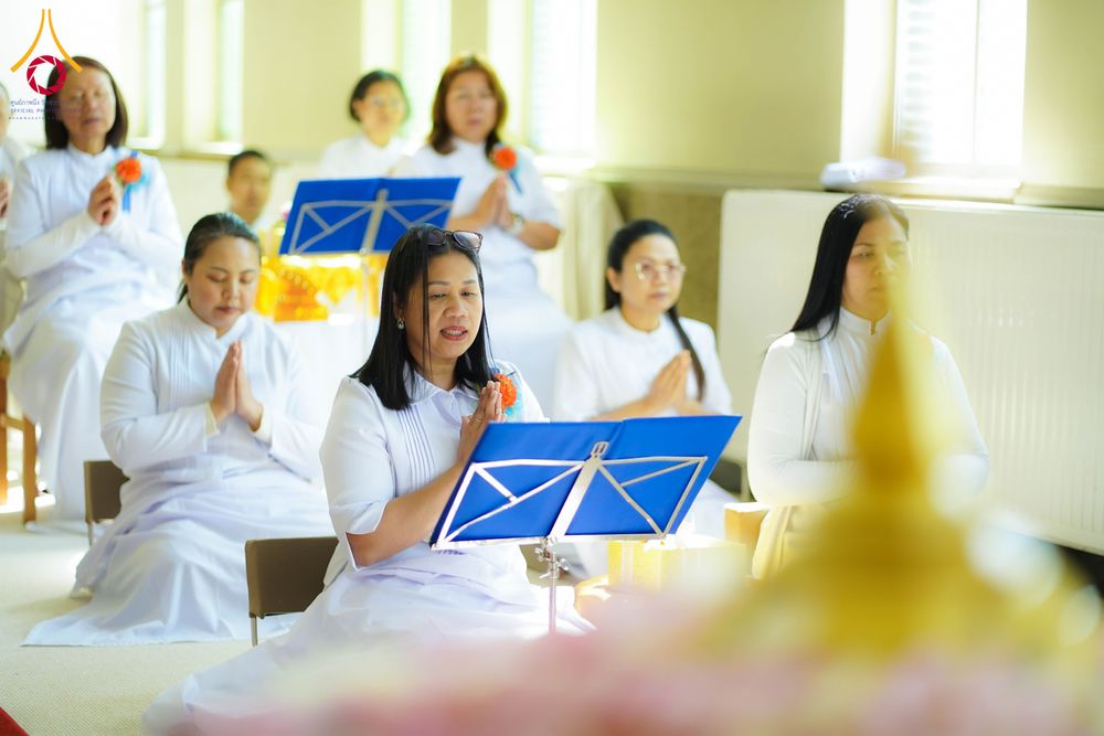 ภาพ No.328755:วันอาทิตย์ที่ 10 พฤษภาคม พ.ศ. 2569 พิธีสักการะพระบรมสารีริกธาตุ ณ วัดพระธรรมกายเบลเยียม
