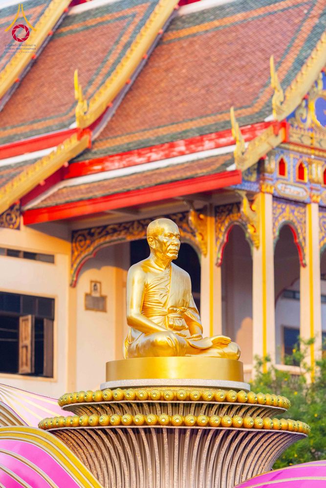 ภาพ No.297403:วันที่ 15 มกราคม พ.ศ.2569 พระธรรมยาตราปฏิบัติธรรมและถ่ายภาพหมู่ประวัติศาสตร์ อนุสรณ์สถานลำดับที่ 4 สถานที่เกิดด้วยกายธรรม  ณ วัดโบสถ์บน ต.บางคูเวียง จ.นนทบุรี ในโครงการธรรมยาตรา กตัญญูบูชา มหาปูชนียาจารย์ พระมงคลเทพมุนี(สด จนฺทสโร) พระผู้ปราบมาร อนุสรณ์ส