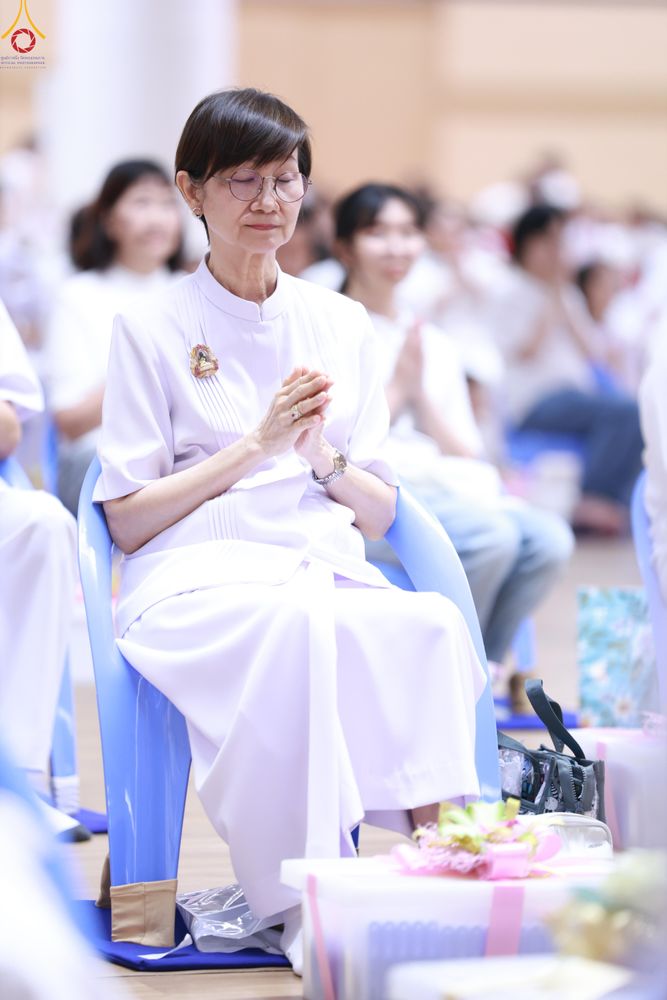 ภาพ No.280552:วันที่ 28 ธันวาคม พ.ศ.2568 พิธีถวายอุปกรณ์ทำความสะอาด ณ ห้องแก้วสารพัดนึก วัดพระธรรมกาย