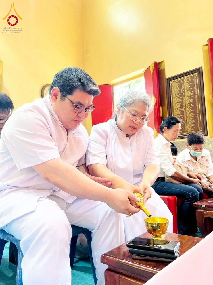 ภาพ No.273872:วันที่ 26 ตุลาคม พ.ศ. 2568 พิธีทอดกฐินสามัคคีทั่วไทย วัดหลวง(ประชาบูรณะ) อ.นครชัยศรี จ.นครปฐม โดยคณะศิษยานุศิษย์ บูชาธรรม 81 ปี หลวงพ่อธัมมชโย