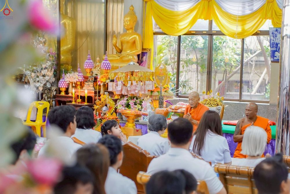 ภาพ No.250740:วันพุธที่ 8 ตุลาคม พ.ศ. 2568 พิธีทอดกฐินสามัคคีทั่วไทย 30,000 วัด โดยคณะศิษยานุศิษย์ บูชาธรรม 81 ปี หลวงพ่อธัมมชโย ณ วัดชมนิมิตร อ.พระประแดงจ.สมุทรปราการ