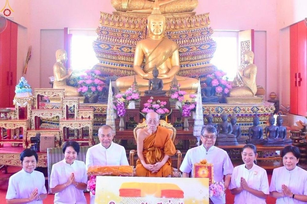 ภาพ No.258928:วันที่ 19 ตุลาคม พ.ศ. 2568 พิธีทอดกฐินสามัคคีทั่วไทย 30,000 วัด โดยคณะศิษยานุศิษย์ บูชาธรรม 81 ปี หลวงพ่อธัมมชโย ณ วัดป้อมใหญ่ จ.พระนครศรีอยุธยา