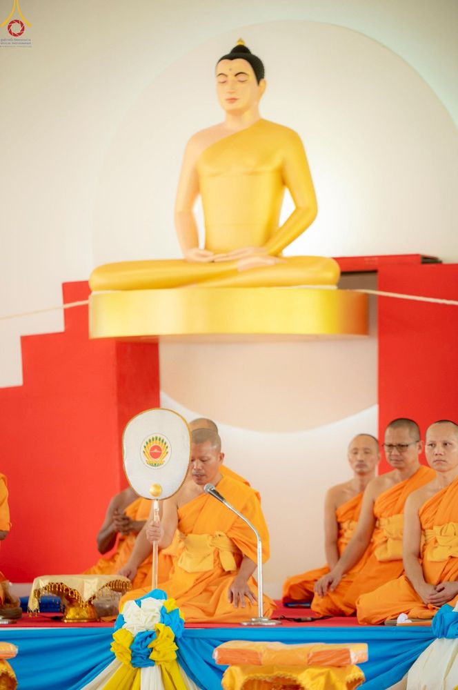 ภาพ No.255232:วันที่ 12 ตุลาคม พ.ศ. 2568 พิธีอัญเชิญพระบรมสารีริกธาตุและบรรจุ ลงในพระเกตุพระประธาน , พิธีทอดกฐินสามัคคีทั่วไทย 30,000 วัด โดยคณะศิษยานุศิษย์ วัดพระธรรมกาย  บูชาธรรม 81 ปี หลวงพ่อธัมมชโย ณ ธุดงคสถานเขาย้อย จ.เพชรบุรี