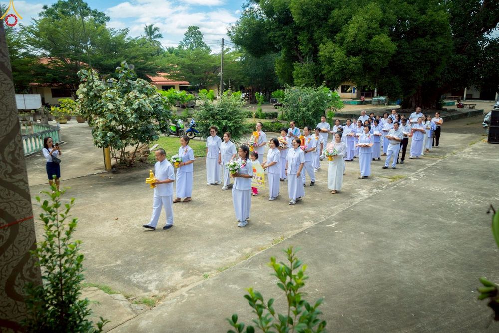 ภาพ No.262169:วันที่ 23 ตุลาคม พ.ศ. 2568 พิธีทอดกฐินสามัคคีทั่วไทย 30,000 วัด โดยคณะศิษยานุศิษย์ บูชาธรรม 81 ปี หลวงพ่อธัมมชโย ณ วัดซับตระคร้อ อ.หนองบุญมาก จ.นครราชสีมา