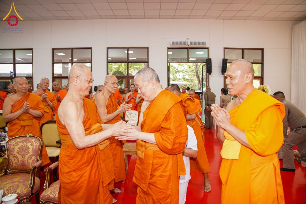 ภาพ No.315107:วันจันทร์ที่ 23 มีนาคม พ.ศ. 2569 พิธีบำเพ็ญกุศล คุณพ่อณรงค์ จินตมากุล  สิริอายุ 99 ปี 11 เดือน โยมบิดา พระครูปลัดรัตนวีรวัฒน์ (รังสฤษดิ์ อิทฺธิจินตโก) ที่ปรึกษาเจ้าคณะจังหวัดปทุมธานี เจ้าอาวาสวัดพระธรรมกาย  ณ ห้องปลูกศรัทธา 2 วัดพระธรรมกาย ปทุมธานี