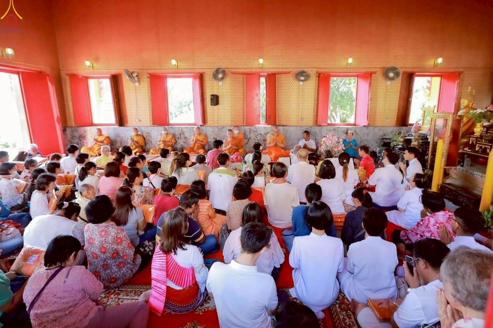 ภาพ No.254894:วันที่ 12 ตุลาคม พ.ศ. 2568 พิธีทอดกฐินสามัคคีทั่วไทย 30,000 วัด โดยคณะศิษยานุศิษย์ บูชาธรรม 81 ปี หลวงพ่อธัมมชโย ณ วัดรวก อ.พระประแดง จ.สมุทรปราการ