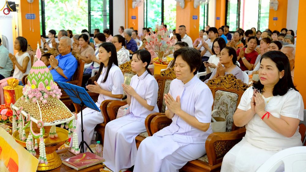 ภาพ No.258061:วันที่ 18 ตุลาคม พ.ศ. 2568 พิธีทอดกฐินสามัคคีทั่วไทย 30,000 วัด โดยคณะศิษยานุศิษย์ บูชาธรรม 81 ปี หลวงพ่อธัมมชโย ณ วัดสนมไทย อ.หนองแค จ.สระบุรี