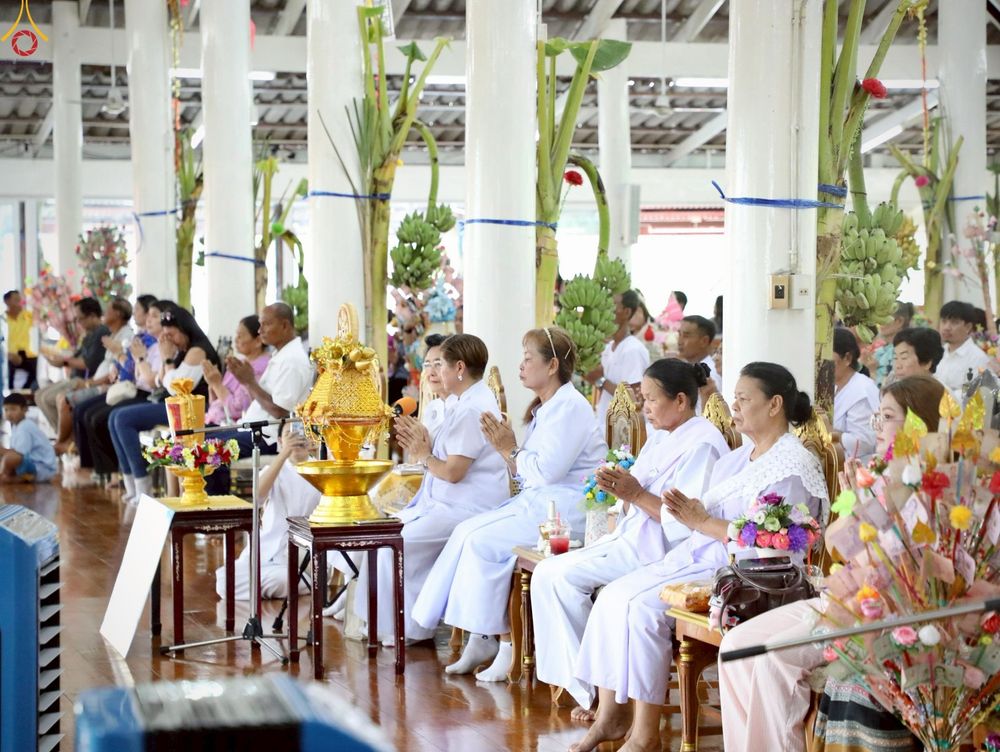ภาพ No.254584:วันที่ 12 ตุลาคม พ.ศ. 2568 พิธีทอดกฐินสามัคคีทั่วไทย 30,000 วัด โดยคณะศิษยานุศิษย์ บูชาธรรม 81 ปี หลวงพ่อธัมมชโย ณ วัดป่าพระเจ้า อ.ศรีประจันต์ จ.สุพรรณบุรี