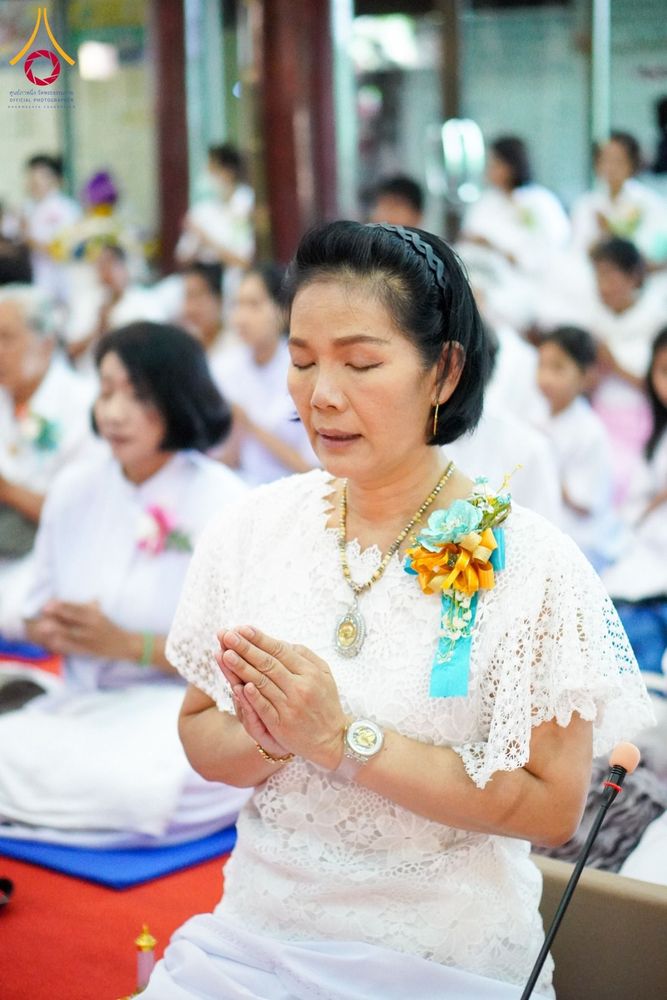 ภาพ No.183648:พิธีทอดกฐิน ณ วัดกลางธนรินทร์ จ.สิงห์บุรี ในโครงการทอดกฐินสามัคคีทั่วไทย 30,000 วัด บูชาธรรม 80 ปี หลวงพ่อธัมมชโย โดยคณะศิษยานุศิษย์วัดพระธรรมกาย วันที่ 9 พฤศจิกายน  พ.ศ. 2567