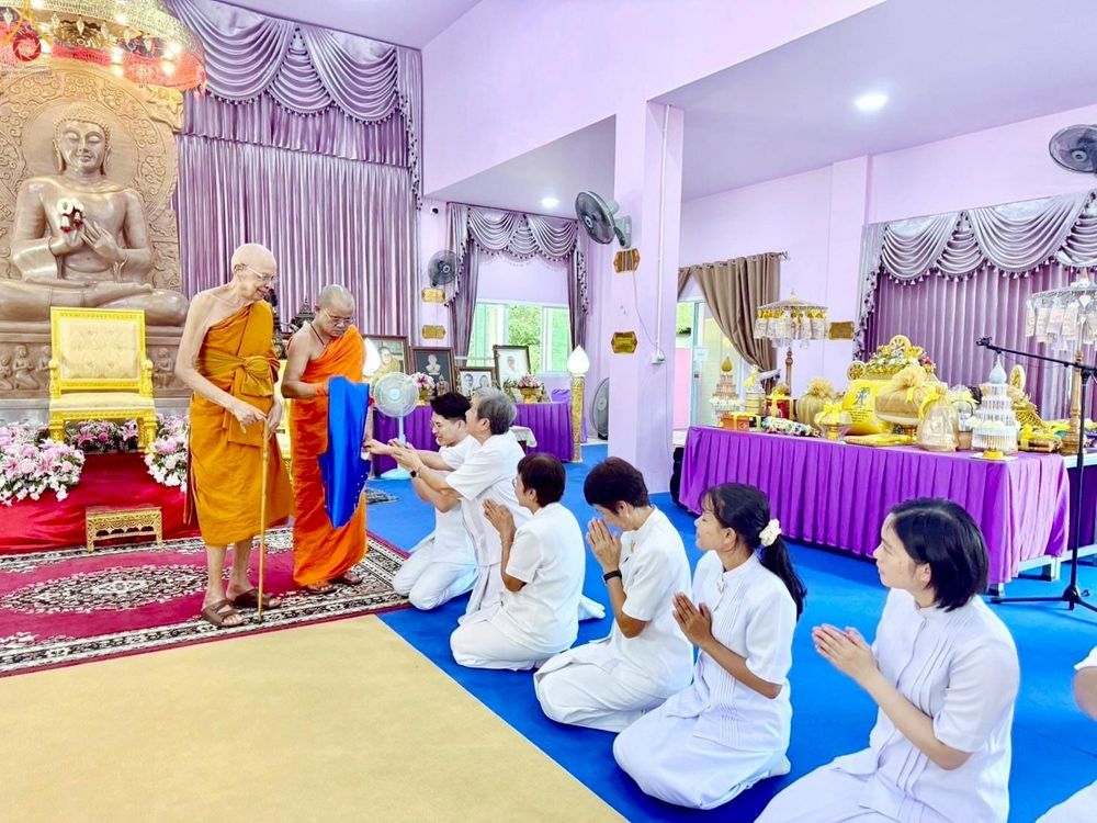 ภาพ No.259553:วันที่ 19 ตุลาคม พ.ศ. 2568 พิธีทอดกฐินสามัคคีทั่วไทย 30,000 วัด โดยคณะศิษยานุศิษย์ บูชาธรรม 81 ปี หลวงพ่อธัมมชโย ณ วัดน้ำน้อยนอก อ.หาดใหญ่ จ.สงขลา