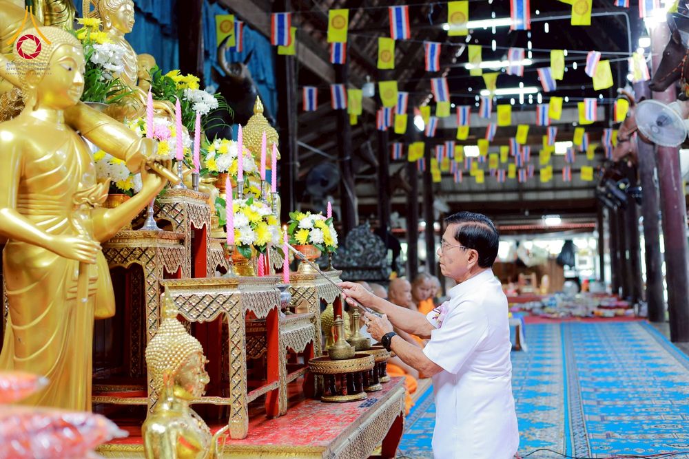 ภาพ No.275703:วันที่ 5 พฤศจิกายน พ.ศ. 2568 พิธีทอดกฐินสามัคคีทั่วไทย ณ วัดดอนหว้า (พิกุลทอง) อ.บ้านลาด จ.เพชรบุรี โดยคณะศิษยานุศิษย์ บูชาธรรม 81 ปี หลวงพ่อธัมมชโย