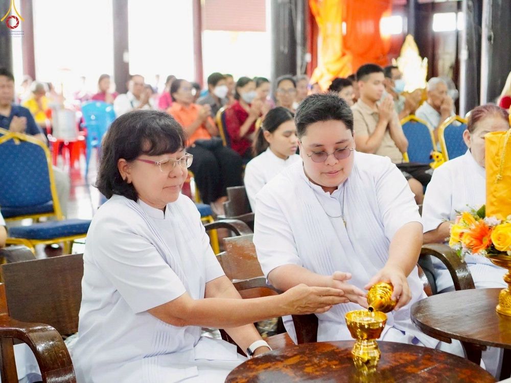 ภาพ No.252112:วันที่ 11 ตุลาคม พ.ศ. 2568 พิธีทอดกฐินสามัคคีทั่วไทย 30,000 วัด โดยคณะศิษยานุศิษย์ บูชาธรรม 81 ปี หลวงพ่อธัมมชโย ณ วัดหนองสองห้อง อ.บ้านแพ้ว จ.สมุทรสาคร