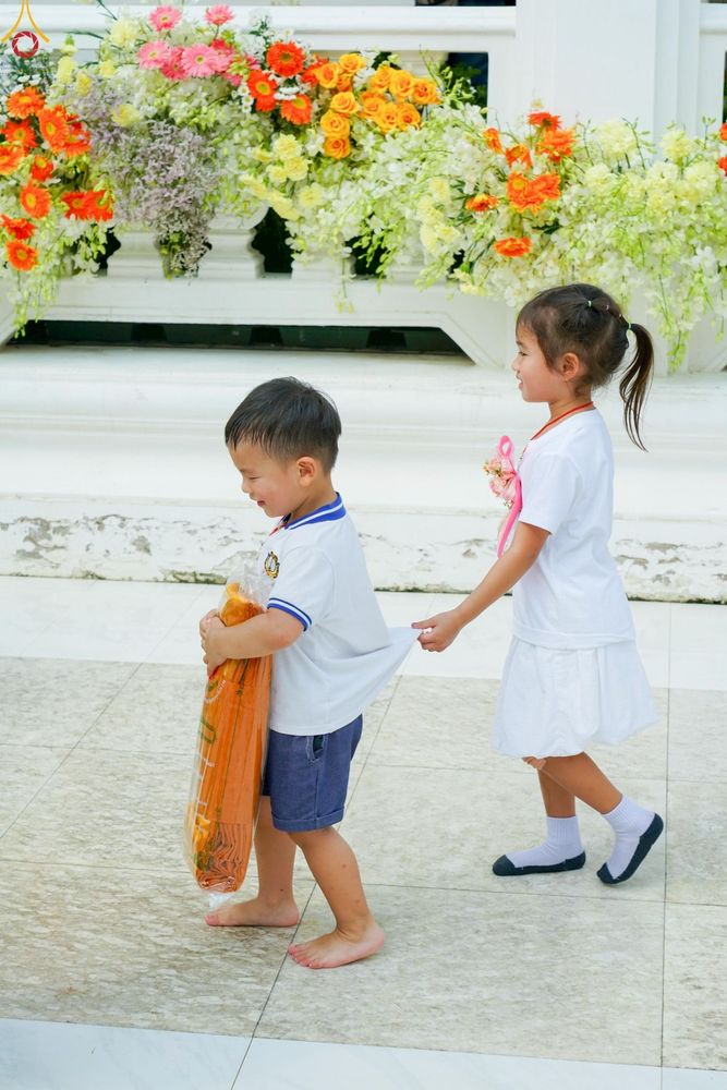 ภาพ No.286024:วันที่ 11 ตุลาคม พ.ศ. 2568 พิธีทอดกฐินสามัคคีทั่วไทย 30,000 วัด โดยคณะศิษยานุศิษย์ บูชาธรรม 81 ปี หลวงพ่อธัมมชโย ณ วัดโบสถ์บน ต.บางคูเวียง อ.บางกรวย จ.นนทบุรี