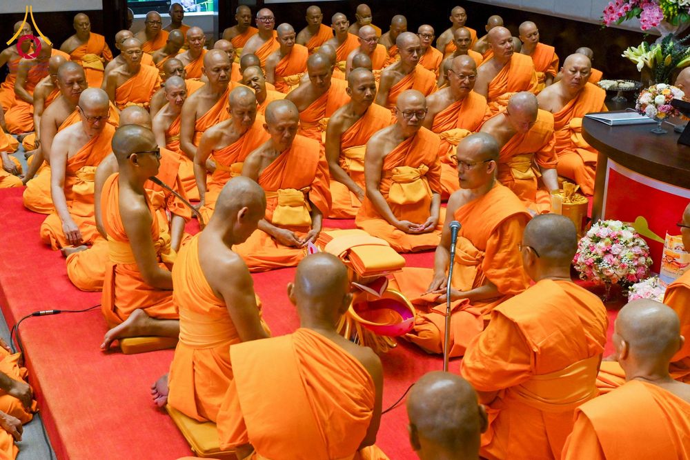 ภาพ No.264735:วันอาทิตย์ที่ 2 พฤศจิกายน พ.ศ. 2568 พิธีกรานกฐิน ณ โบสถ์พระไตรปิฏก วัดพระธรรมกาย จ.ปทุมธานี