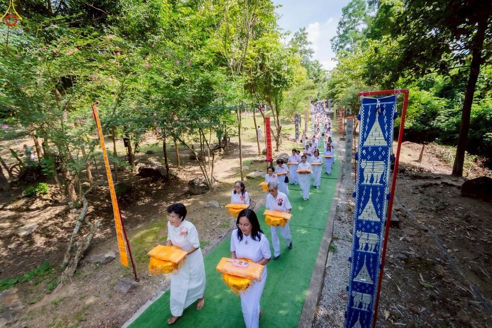 ภาพ No.258518:วันเสาร์ที่ 18 ตุลาคม พ.ศ. 2568 พิธีทอดกฐินสามัคคีเพื่อสร้างทุกสิ่ง ณ สำนักสงฆ์พุทธอุทยานพรรัตนะ อ.วังชิ้น จ.แพร่