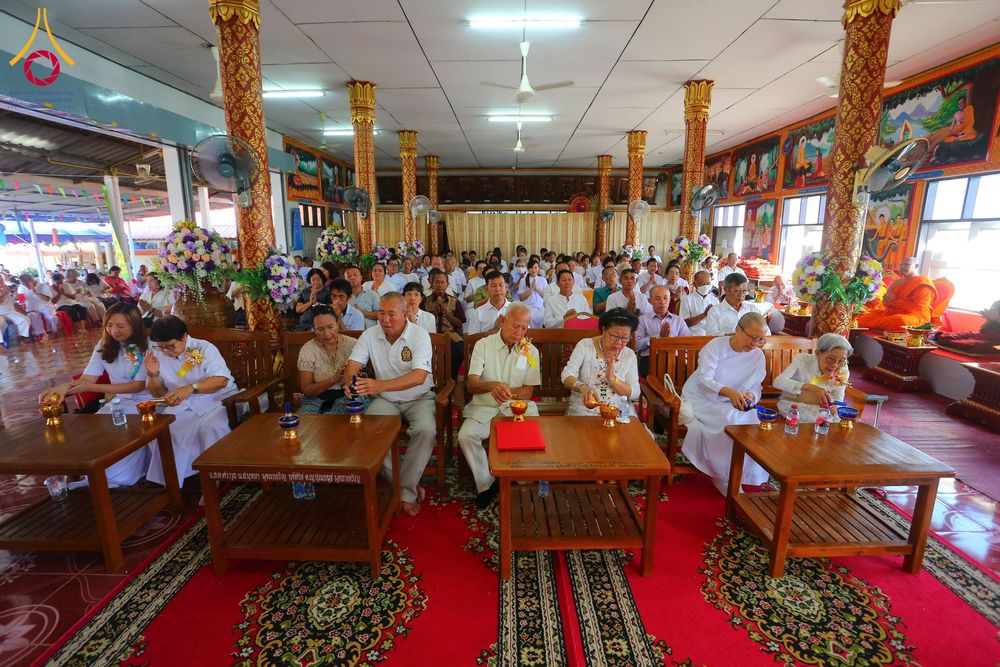 ภาพ No.165165:พิธีทอดกฐิน วัดแม่ข้าวต้มท่าสุด จ.เชียงราย ในโครงการกฐินสามัคคีทั่วไทย 30,000 วัด บูชาธรรม 80 ปี หลวงพ่อธัมมชโย โดยคณะศิษยานุศิษย์วัดพระธรรมกาย วันที่ 20 ตุลาคม พ.ศ. 2567