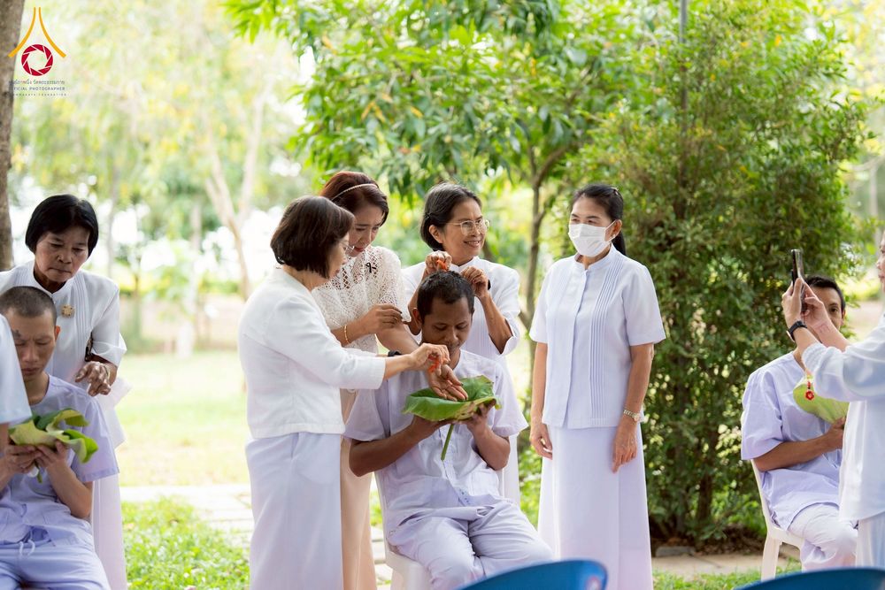 ภาพ No.278209:วันศุกร์ที่ 5 ธันวาคม พ.ศ. 2568 (วันพ่อแห่งชาติ) พิธีบรรพชาอุปสมบทหมู่ธรรมทายาท จำนวน 16 รูป โครงการบรรพชาอุปสมบทหมู่ รุ่นบูชาธรรมมหาปูชนียาจารย์ ประจำปี 2568  ณ ศูนย์ปฏิบัติธรรมและอบรมเยาวชนพระนครศรีอยุธยา จ.พระนครศรีอยุธยา