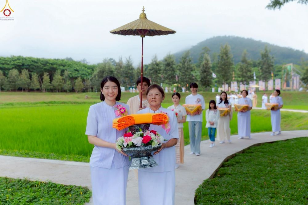 ภาพ No.277254:วันเสาร์ที่ 18 ตุลาคม พ.ศ. 2568 พิธีทอดกฐินสามัคคี สร้างอาคารปฏิบัติธรรม 80 ปี  พระครูบาไชยบูลย์ (หลวงพ่อธัมมชโย) และพิธีทอดกฐินสามัคคีทั่วไทย 30,000วัด ณ ศูนย์ปฏิบัติธรรมนานาชาติปาย  ต.แม่ฮี้ อ.ปาย จ.แม่ฮ่องสอน