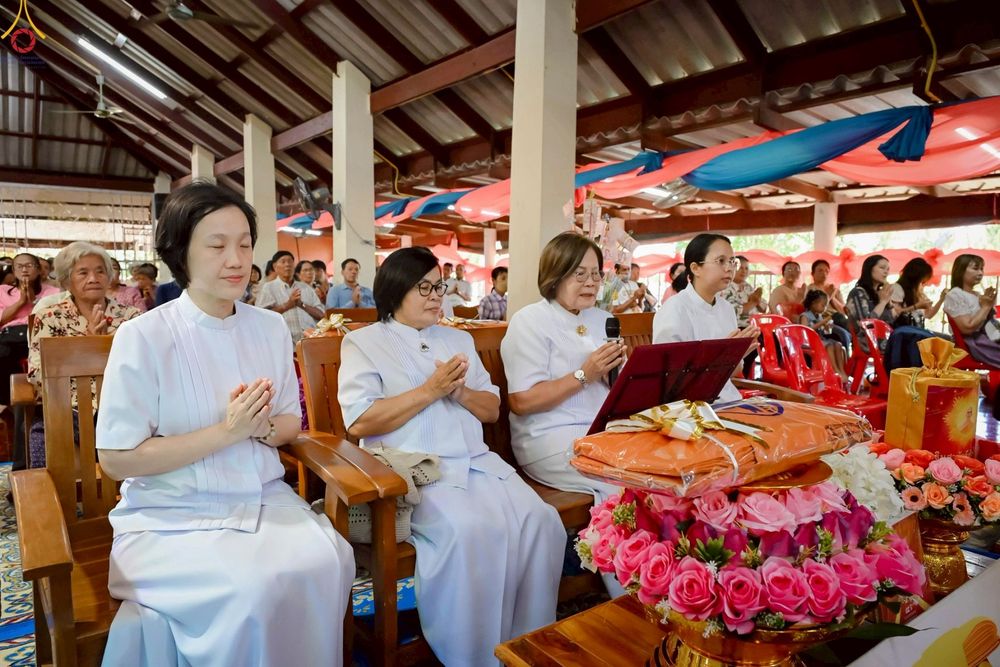 ภาพ No.258965:วันที่ 19 ตุลาคม พ.ศ. 2568 พิธีทอดกฐินสามัคคีทั่วไทย 30,000 วัด โดยคณะศิษยานุศิษย์ บูชาธรรม 81 ปี หลวงพ่อธัมมชโย ณ วัดไผ่สามตำลึง อ.บางเลน จ.นครปฐม