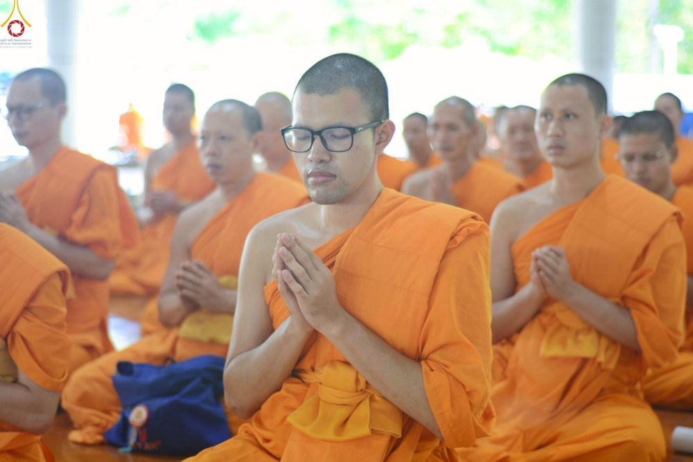 ภาพ No.246968:วันที่ 20 กันยายน พ.ศ. 2568 พิธีถวายเมนูสวรรค์เพื่อการบรรลุธรรม ณ หอฉันคุณยายอาจารย์ฯ วัดพระธรรมกาย