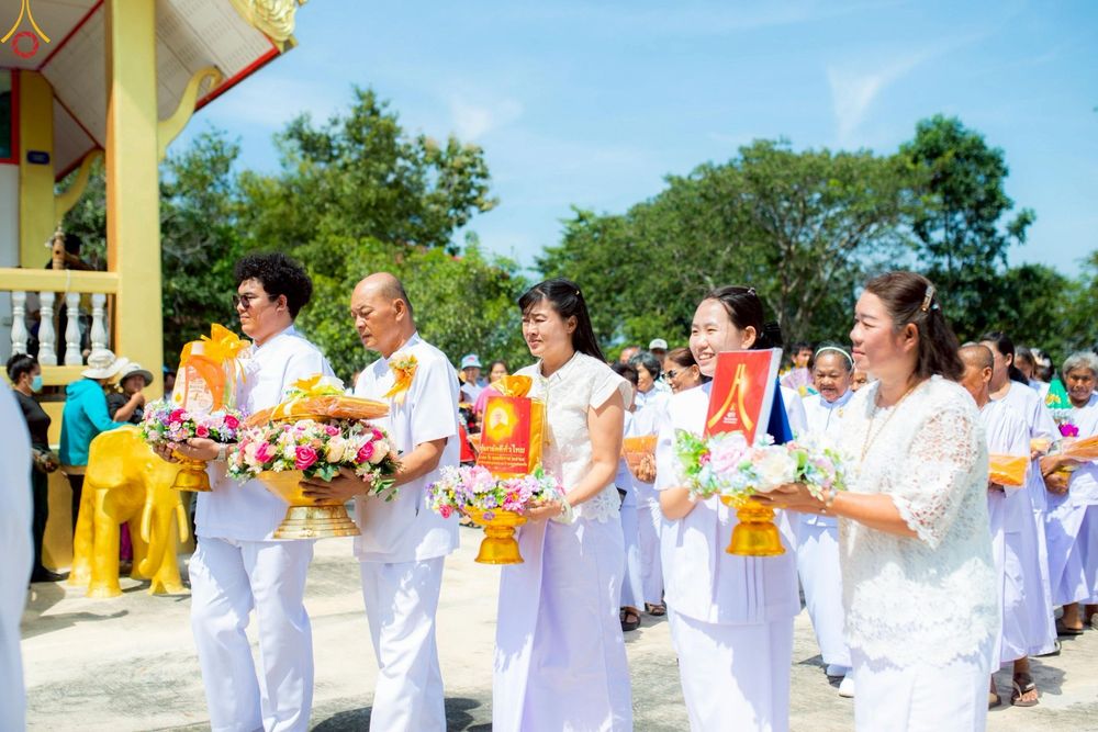 ภาพ No.262098:วันที่ 21 ตุลาคม พ.ศ. 2568 พิธีทอดกฐินสามัคคีทั่วไทย 30,000 วัด โดยคณะศิษยานุศิษย์ บูชาธรรม 81 ปี หลวงพ่อธัมมชโย ณ วัดเขากำแพง อ.เทพสถิต จ.ชัยภูมิ