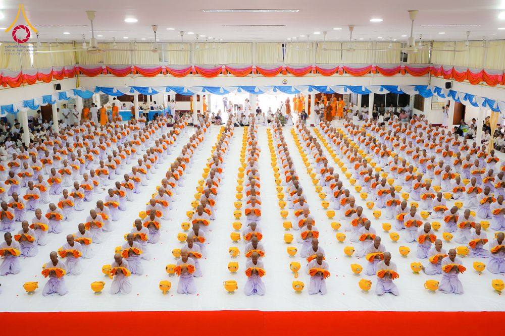 ภาพ No.281220:วันที่ 4 ธันวาคม พ.ศ. 2568 พิธีบรรพชาสามเณร ในโครงการบวชบูชาธรรมมหาปูชนียาจารย์  ณ วัดกลางพระอารามหลวง จังหวัดบุรีรัมย์