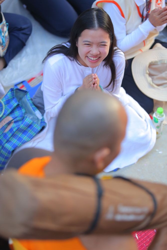 ภาพ No.33478:โครงการธรรมยาตรา เส้นทางพระผู้ปราบมาร ปีที่ 7 ณ อนุสรณ์สถานพระมงคลเทพมุนี