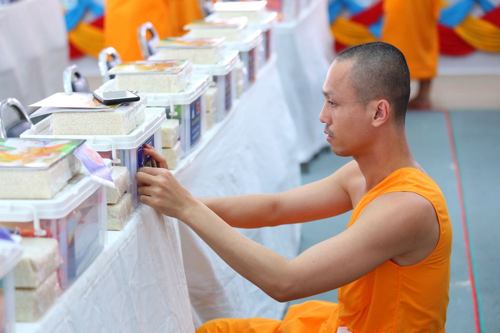 ภาพ No.30581:พิธีถวายสังฆทานแด่คณะสงฆ์ 323 วัด ใน 4 จังหวัดภาคใต้ ครั้งที่ 142
