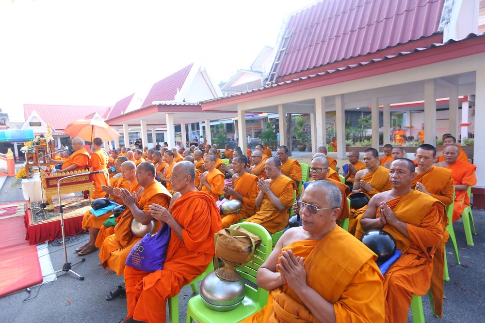 ภาพ No.30611:พิธีถวายสังฆทานแด่คณะสงฆ์ 323 วัด ใน 4 จังหวัดภาคใต้ ครั้งที่ 142