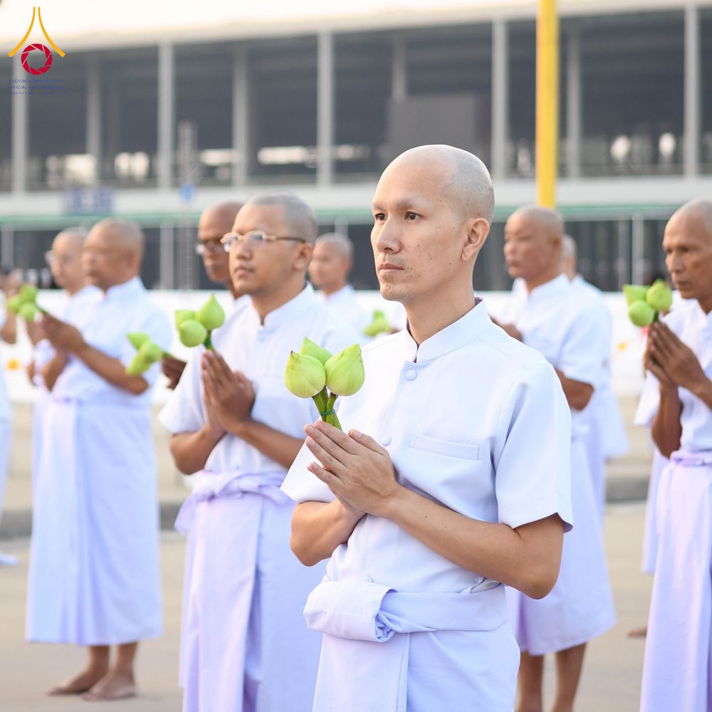 ภาพ No.320782:วันเสาร์ที่ 11 เมษายน พ.ศ.2569 พิธีเวียนประทักษิณ พิธีวันทาเจดีย์ โครงการอุปสมบทหมู่ บูชาธรรมหลวงพ่อธัมมชโย พ.ศ.2569 โครงการอุปสมบทหมู่ธรรมทายาท ระดับอุดมศึกษา รุ่น 53 (ภาคฤดูร้อน) ณ วัดพระธรรมกาย ปทุมธานี