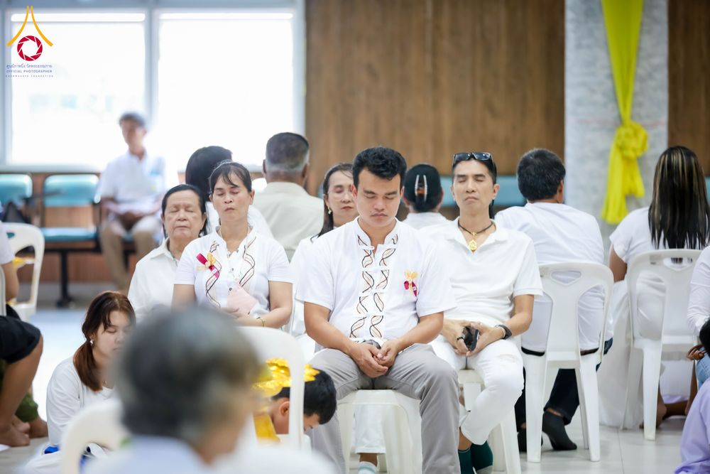 ภาพ No.317407:วันอาทิตย์ ที่ 29 มีนาคม พ.ศ.2569  พิธีปลงผม , พิธีขอขมามอบบาตรและผ้าไตร , พิธีบรรพชา ณ ศูนย์ปฏิบัติธรรมสมุทรปราการ จำนวน 42 รูป