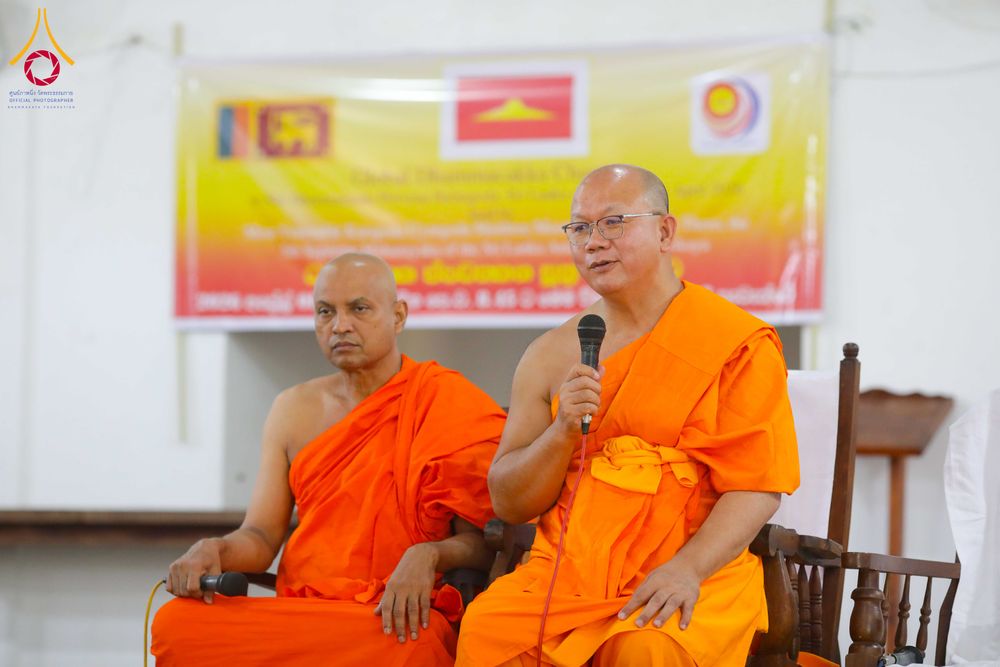 ภาพ No.317754:วันที่ 1 เมษายน พ.ศ. 2569 พิธีสวดธัมมจักกัปปวัตตนสูตรนานาชาติ ในวันพระใหญ่ ขึ้น 15 ค่ำ เดือน 5 (Poya Day)  ณ ศรีธรรมนันทะปิริเวนะ เเละ  วัดวิมลวิหาร นาวละ ประเทศศรีลังกา