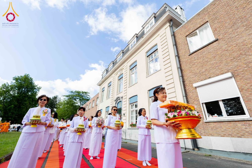 ภาพ No.336752:วันที่ 14 มิถุนายน พ.ศ. 2569 พิธีอุปสมบทธรรมทายาท นานาชาติยุโรปรุ่นที่ 11 เบลเยียม