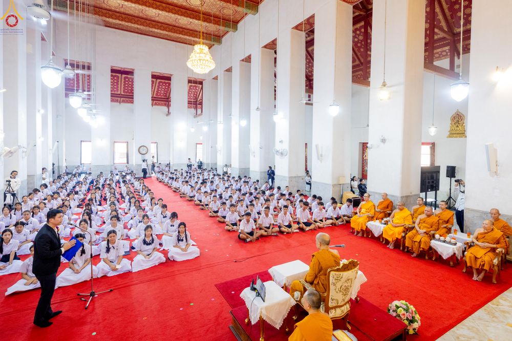 ภาพ No.289039:วันพุธที่ 17 ธันวาคม พ.ศ.2568 กิจกรรมเยาวชนไทยรวมใจทำความดี "เด็กดีมหานคร ต้นแบบด้านศีลธรรม" แข่งขันสอบตอบปัญหาศีลธรรมในพระพุทธศาสนา ครั้งที่ 7 และวันรวมพลังเด็กดี V-Star ประจำปี 2568 ณ วัดมหาธาตุยุวราชรังสฤษฎิ์ราชวรมหาวิหาร กรุงเทพมหานคร