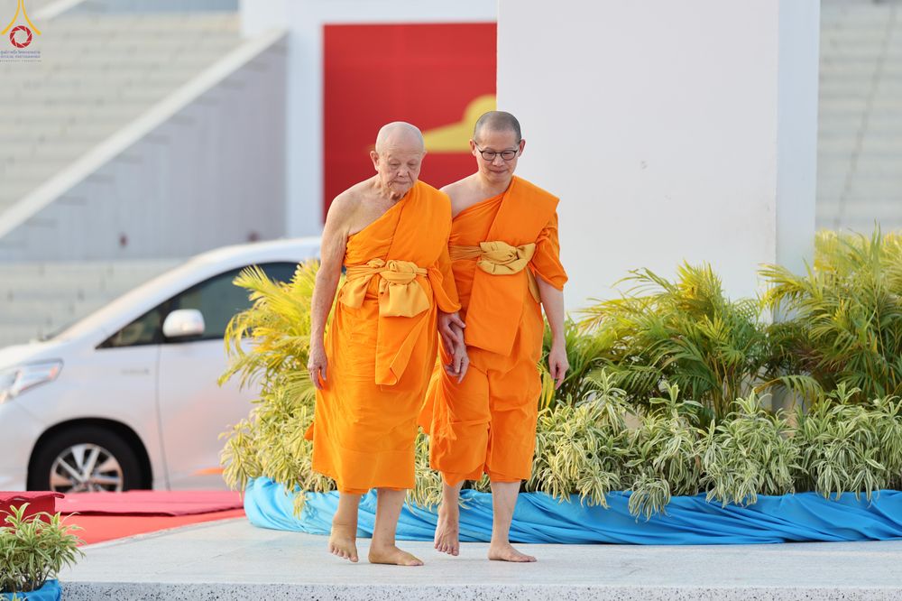 ภาพ No.324005:วันที่ 22 เมษายน พ.ศ.2569 (วันคุ้มครองโลก) พิธีถวายมหาสังฆทาน 40,000 กว่าวัดทั่วประเทศ ณ ลานธรรม พระมหาธรรมกายเจดีย์ วัดพระธรรมกาย