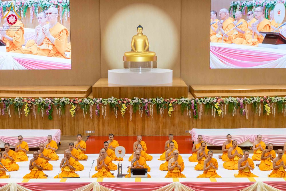 ภาพ No.313692:วันอาทิตย์ที่ 15 มีนาคม พ.ศ. 2569 พิธีร่วมบุญบรรพชาสามเณร 5000 รูป ณ ห้องแก้วสารพัดนึก 2 สภาธรรมกายสากล วัดพระธรรมกาย