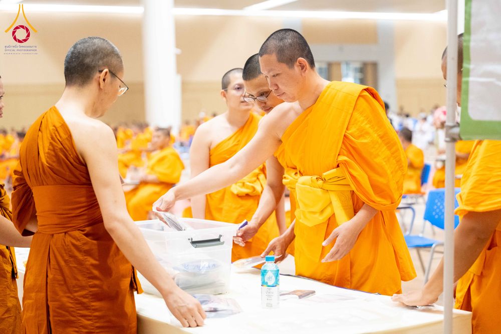 ภาพ No.309478:วันที่ 12 กุมภาพันธ์ พ.ศ. 2569 การสอบบาลีสนามหลวง ประจำปี 2569 ประโยค 1-2, ป.ธ.3/ ประโยค บ.ศ.1-2, บ.ศ.3 ณ สนามสอบประจำจังหวัดปทุมธานี แห่งที่ 2  วัดพระธรรมกาย อ.คลองหลวง จ.ปทุมธานี