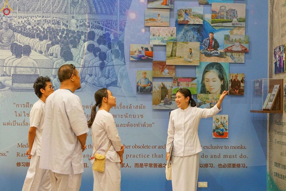 ภาพ No.345195:วันที่ 7 - 19 สิงหาคม พ.ศ.2569 ต้อนรับชาวต่างชาติเยี่ยมชมวัดพระธรรมกาย