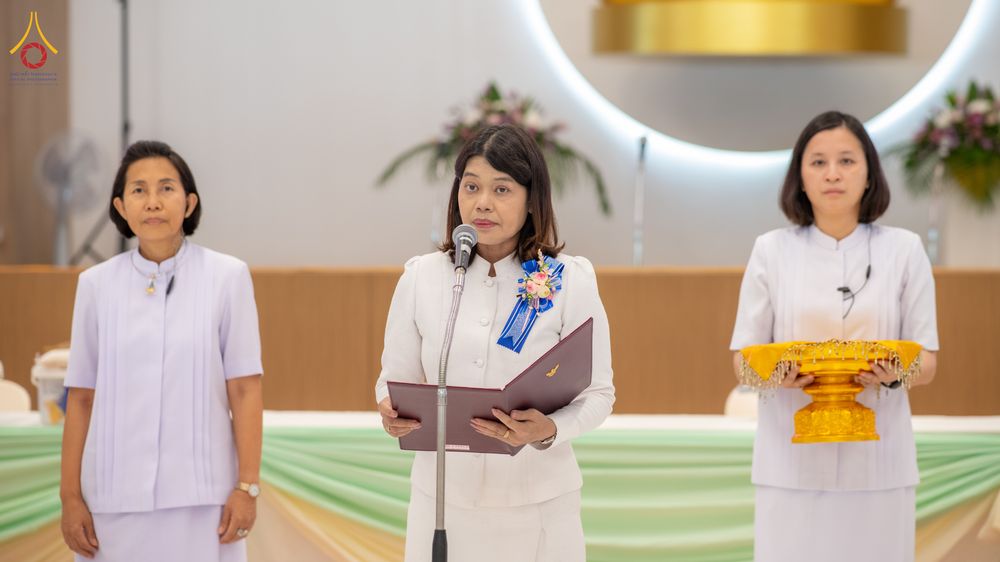 ภาพ No.337091:วันเสาร์ที่ 27 มิถุนายน พ.ศ. 2569 พิธีตักบาตรแด่คณะสงฆ์ 323 วัด 4 จังหวัดชายแดนภาคใต้ พิธีถวายสังฆทานแด่คณะสงฆ์ 323 วัด ปีที่ 22 ครั้งที่ 186 พิธีมอบกองทุนหนุนแรงใจช่วยครูใต้ ปีที่ 19 ครั้งที่ 149 และพิธีทำบุญอุทิศส่วนกุศลให้ผู้วายชนม์ ณ ศูนย์ปฏิบัติธรรม
