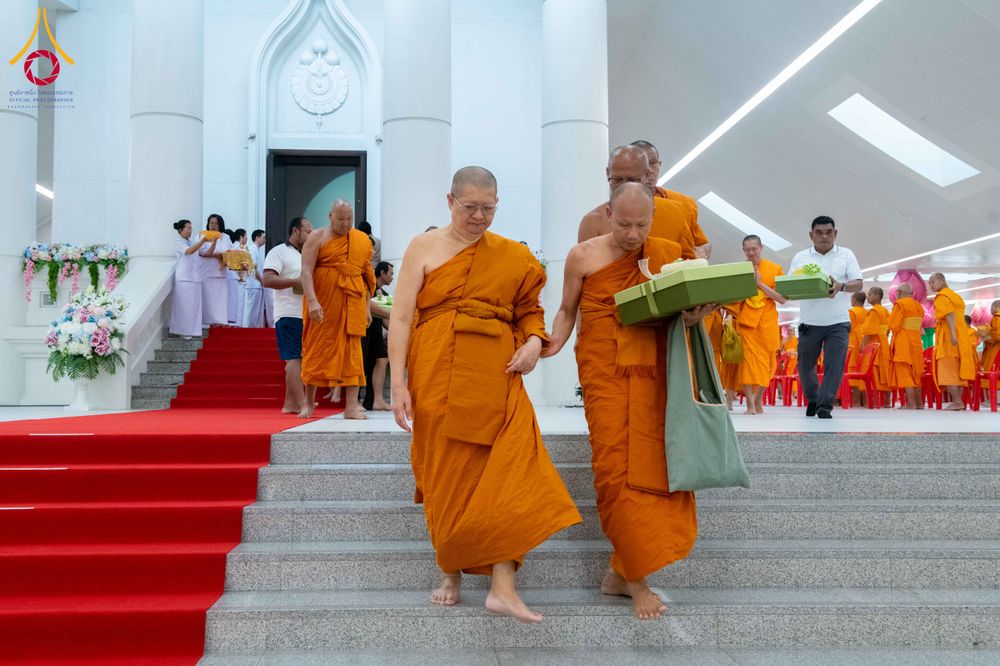 ภาพ No.309031:วันอาทิตย์ที่ 8 กุมภาพันธ์ พ.ศ. 2569  พิธีต้อนรับพระบัญชาสมเด็จพระสังฆราช แต่งตั้ง  “พระครูปลัดรัตนวีรวัฒน์” (รังสฤษดิ์ อิทฺธิจินฺตโก) เจ้าอาวาสวัดพระธรรมกาย ให้ดำรงตำแหน่ง “ที่ปรึกษาเจ้าคณะจังหวัดปทุมธานี”