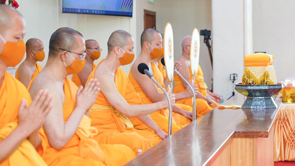 ภาพ No.38452:พิธีทอดกฐินสามัคคี ณ วัดพระธรรมกายแคนซัส