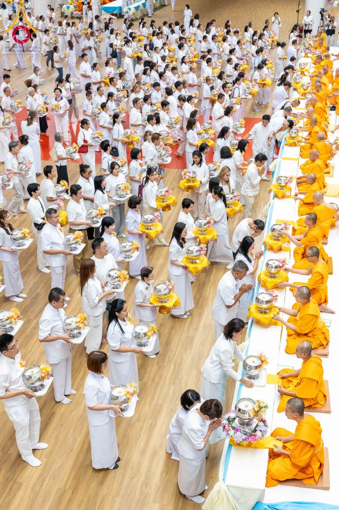 ภาพ No.310721:วันอาทิตย์ที่ 22 กุมภาพันธ์ พ.ศ. 2569 พิธีถวายโคมมาฆประทีป ณ ห้องแก้วสารพัดนึก 2 วัดพระธรรมกาย จ.ปทุมธานี