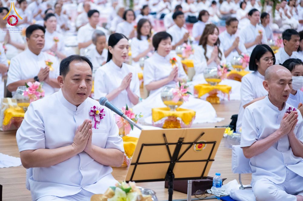 ภาพ No.310683:วันอาทิตย์ที่ 22 กุมภาพันธ์ พ.ศ. 2569 พิธีถวายโคมมาฆประทีป ณ ห้องแก้วสารพัดนึก 2 วัดพระธรรมกาย จ.ปทุมธานี