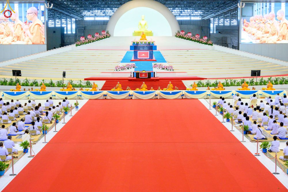 ภาพ No.83934:พิธีมุทิตาอุปสมบทพระมหาเปรียญธรรม ในวันอาทิตย์ที่ 2 กรกฎาคม พ.ศ.2566 ณ สภาธรรมกายสากล วัดพระธรรมกาย