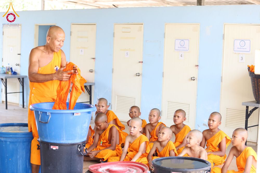 ภาพ No.320629:วันที่ 6-9 เมษายน พ.ศ.2569 สามเณรสวดมนต์ทำวัตรเช้า-เย็น  เข้าฐานกิจกรรม ฝึกUG5 นั่งสมาธิ ปฏิบัติธรรม ณ ศูนย์ปฏิบัติธรรมและศูนย์อบรมเยาวชนเพชรบุรี  ต.ท่าแลง อ.ท่ายาง จ.เพชรบุรี