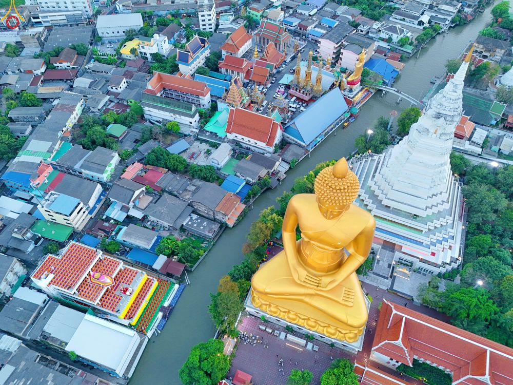 ภาพ No.302955:วันที่ 24 มกราคม พ.ศ. 2569 พิธีจุดประทีปธรรมถวายเป็นพุทธบูชา  และบูชาธรรมมหาปูชนียาจารย์  ณ อาคารธรรมยาตรา กตัญญูบูชามหาปูชนียาจารย์  ตรงข้ามวัดปากน้ำภาษีเจริญ จ.กรุงเทพมหานคร ในโครงการธรรมยาตรา กตัญญูบูชา มหาปูชนียาจารย์ พระมงคลเทพมุนี(สด จนฺทสโร) พระผู