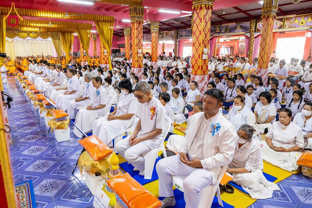 ภาพ No.303716:วันที่ 27 มกราคม พ.ศ. 2569 พิธีทอดผ้าป่าทำนุบำรุงศาสนสถาน ณ วัดตะเคียน อ.บางกรวย จ.นนทบุรี ในโครงการธรรมยาตรา กตัญญูบูชา มหาปูชนียาจารย์ พระมงคลเทพมุนี(สด จนฺทสโร) พระผู้ปราบมาร อนุสรณ์สถาน 7 แห่ง ปีที่ 14