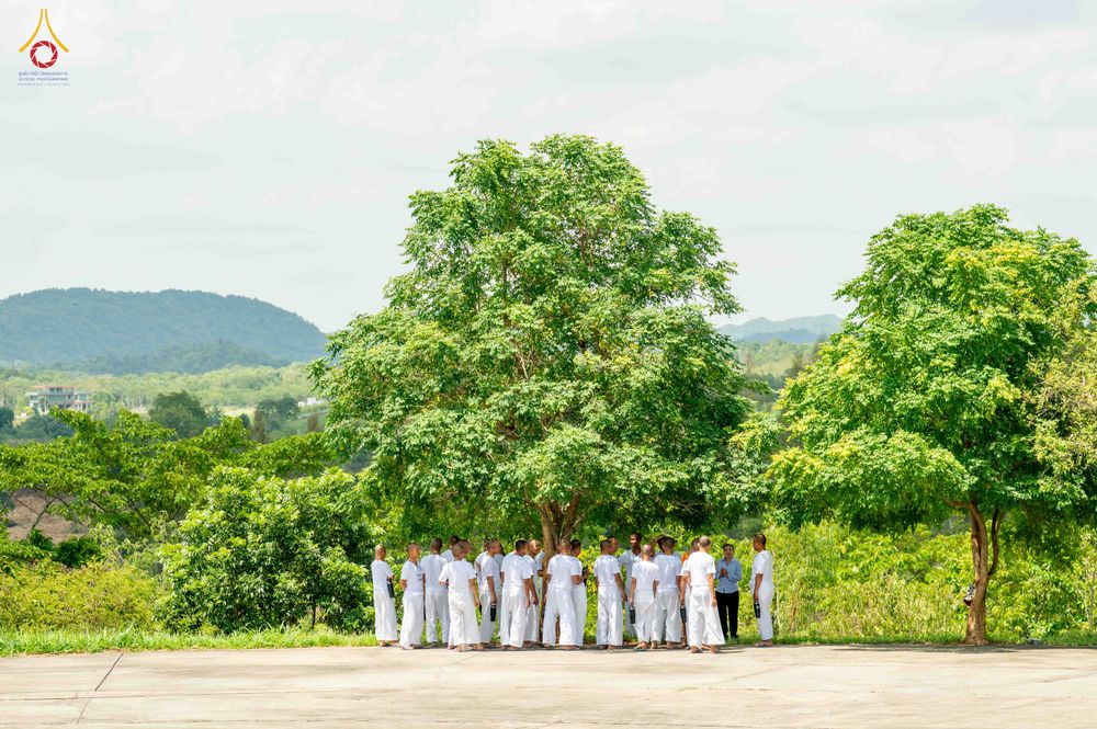 ภาพ No.340574:วันที่ 24-25 กรกฎาคม พ.ศ. 2569 โครงการพัฒนาคุณธรรม จริยธรรม สำหรับนักเรียนนายสิบตำรวจ (นสต.) รุ่นที่ 17 ศูนย์ฝึกอบรมตำรวจภูธรภาค 1 ได้จัดกิจกรรม WalkRally สวดมนต์นั่งสมาธิ และฟังธรรมจากพระอาจารย์ ณ ศูนย์ปฏิบัติธรรมเวิล์ดพีช วัลเล่ย์ (World Peace Valley) 